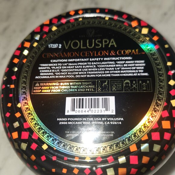 NEW Voluspa Cinnamon Ceylon & Copal Holiday Candle 11oz – 2 Wick - Picture 3 of 4